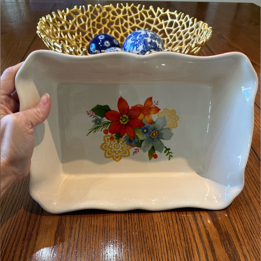 EUC Pioneer Woman Red Lace & Floral Stoneware Bakeware/Baking Dish, Used Once!